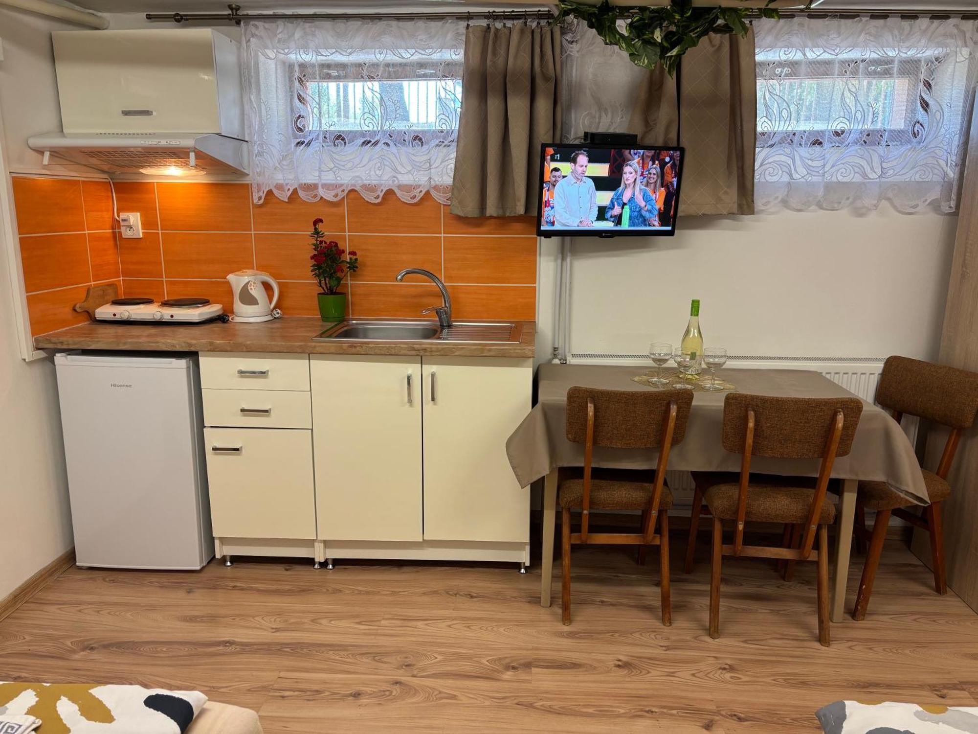 Apartmanovy Dom Grand Štúrovo Exterior foto